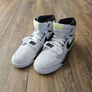 Nike Jordan Legacy 312 NRG (10.5)